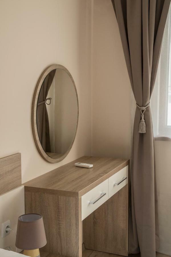 Margis Home Burgas Esterno foto